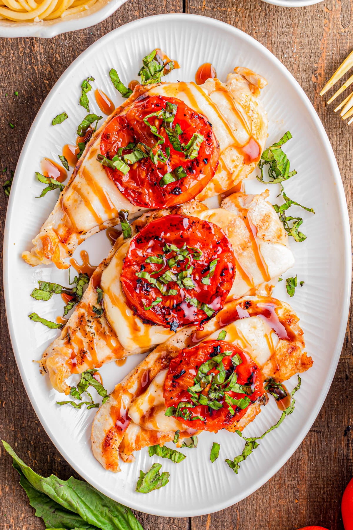 Tin foil camping recipes — grilled chicken caprese, easy foil packet dinner