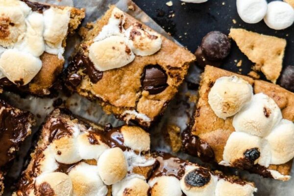 Chocolate Chip S’mores Cookie Bars, homemade and freshly served