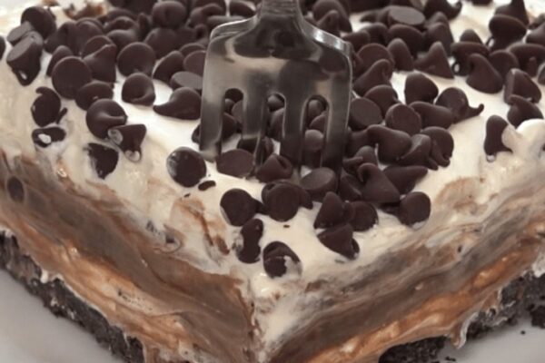 Chocolate Lasagna, homemade and freshly served