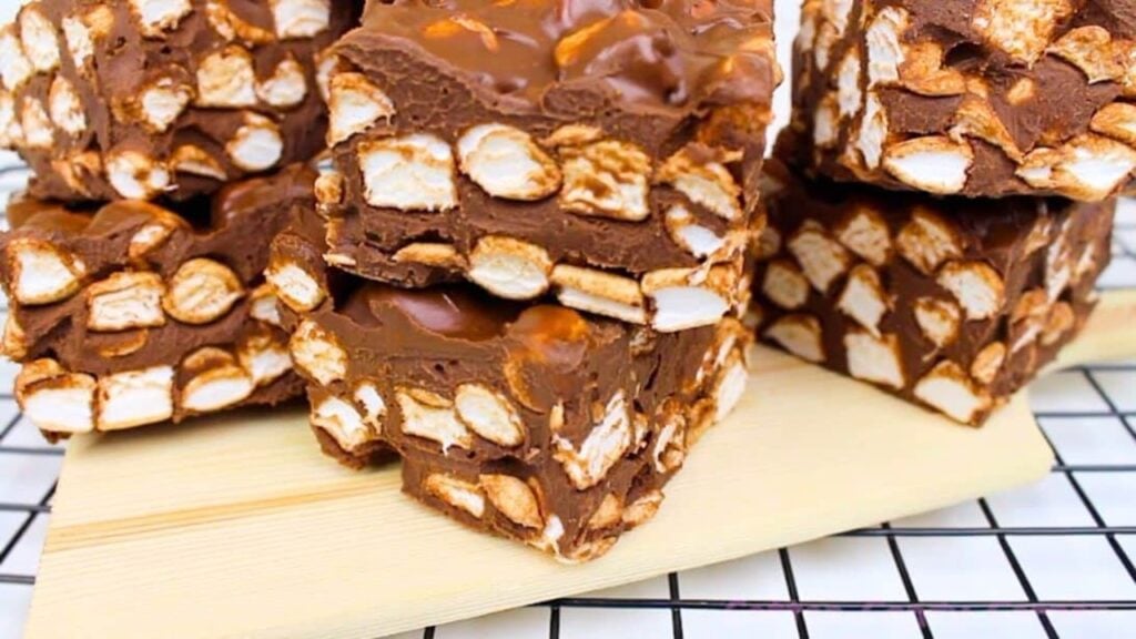 Chocolate Peanut Butter Marshmallow Squares, homemade and freshly served