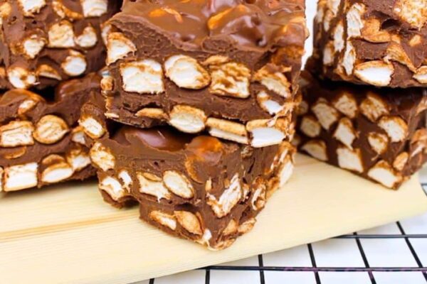 Chocolate Peanut Butter Marshmallow Squares, homemade and freshly served