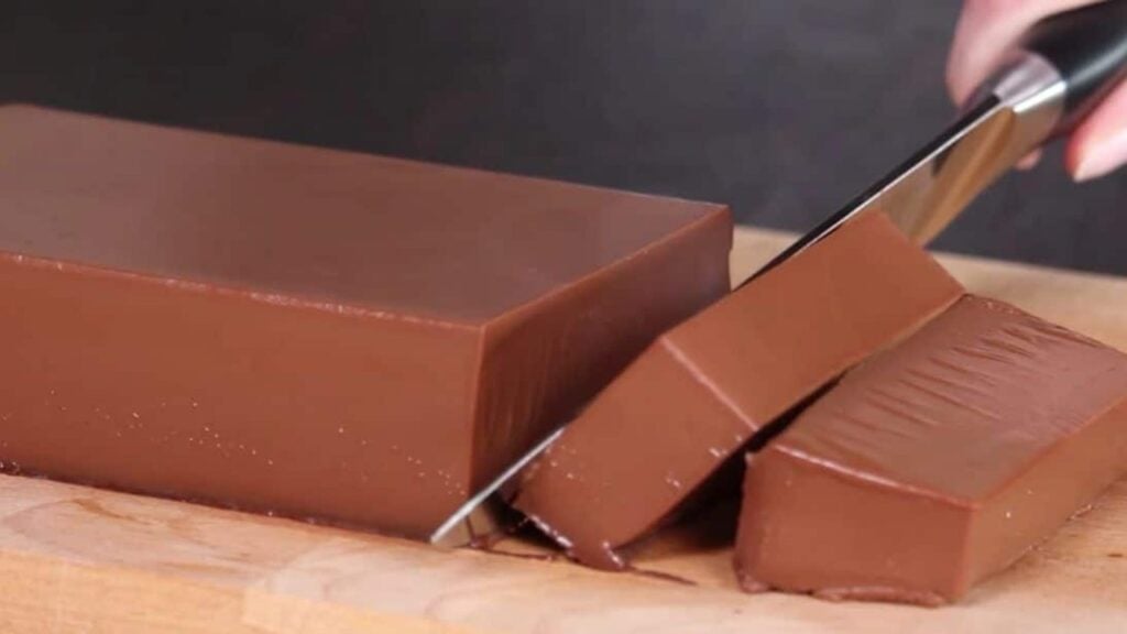 5-Ingredient No-Bake Chocolate Pudding Cake, homemade and freshly served