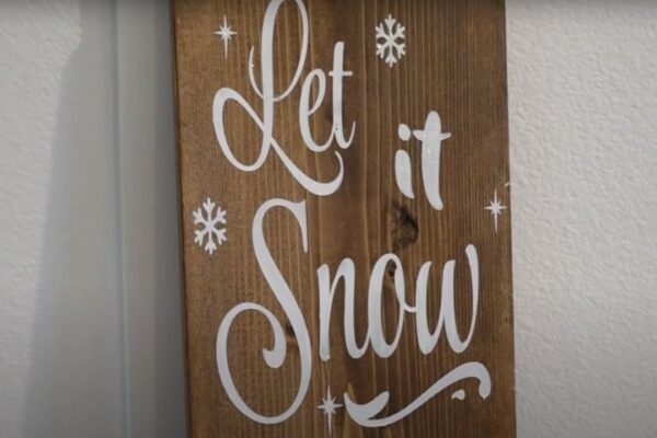 15 Holiday Hacks to Make Christmas Fun