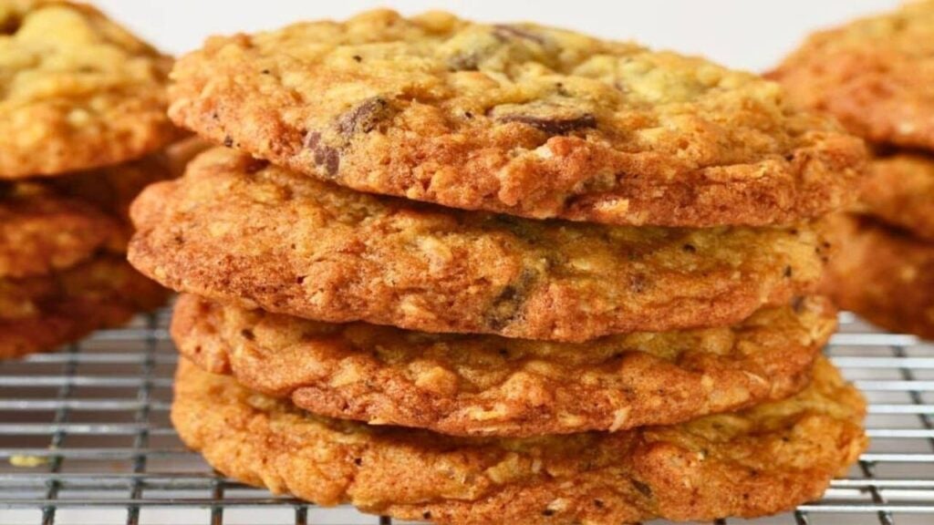 Classic Crispy Oatmeal Cookies, homemade and freshly served