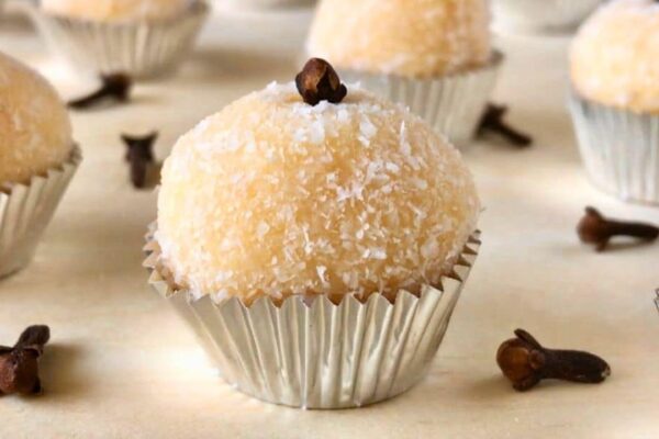 Coconut Balls (3-Ingredient ), homemade and freshly served