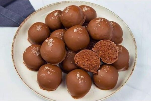 Coconut Brownie Truffles, homemade and freshly served
