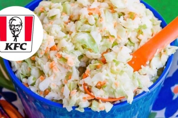 Copycat KFC Coleslaw Salad, homemade and freshly served