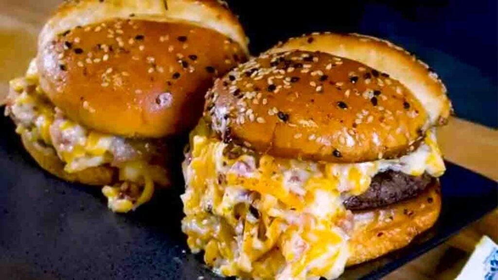 Easy Crack Burger, homemade and freshly served
