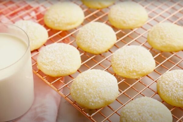 Cream Cheese Cookies, homemade and freshly served