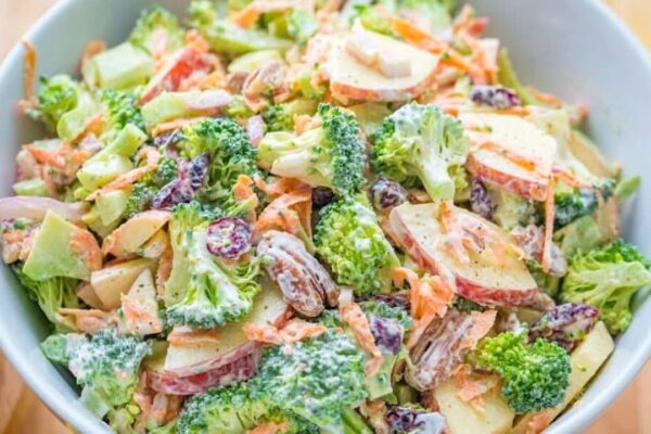 Creamy Broccoli Salad With Apples and Pecans, homemade and freshly served