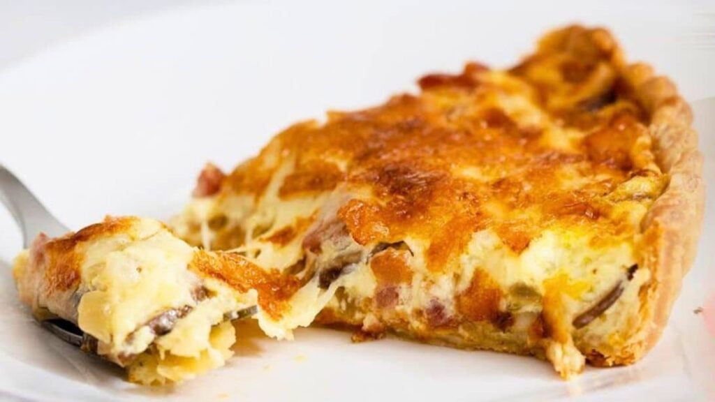 Creamy Cheese and Leek Quiche, homemade and freshly served