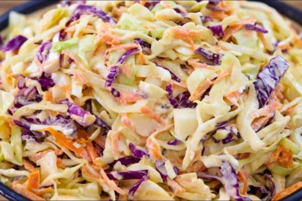 Perfect Creamy Coleslaw, homemade and freshly served