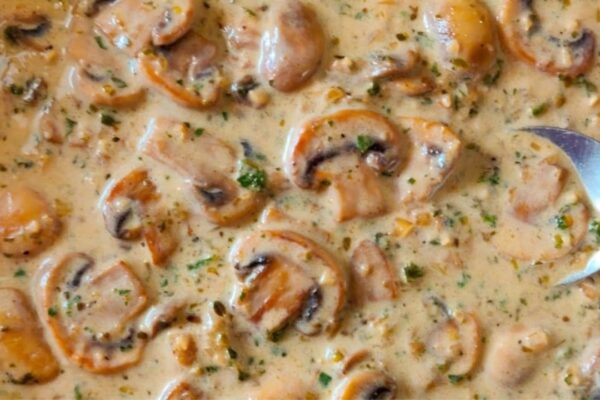 Creamy Garlic Mushroom Sauce, homemade and freshly served