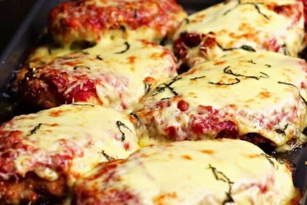 Crispy Baked Chicken Parmesan, homemade and freshly served