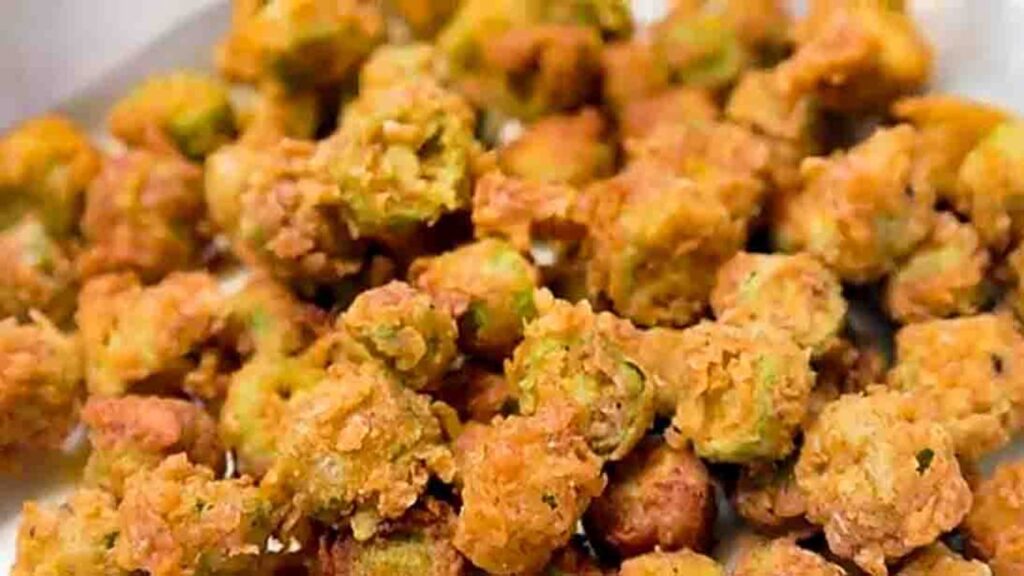 Crispy Southern Fried Okra, homemade and freshly served