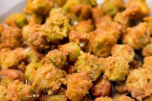 Crispy Southern Fried Okra, homemade and freshly served