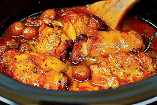 Crockpot Honey Garlic Chicken Thighs and Potatoes, homemade and freshly served
