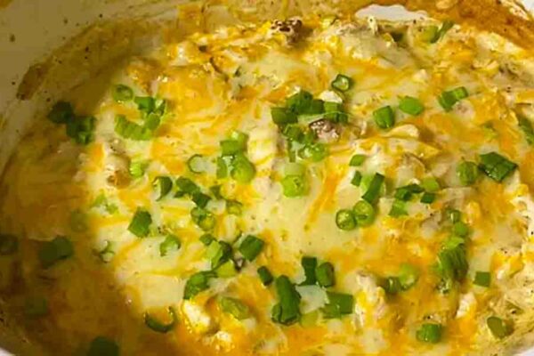 Crockpot Jalapeno Popper Chicken, homemade and freshly served