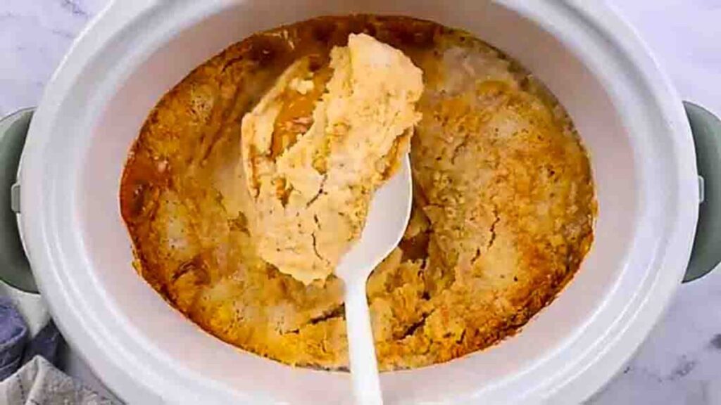 Crockpot Peach Cobbler, homemade and freshly served