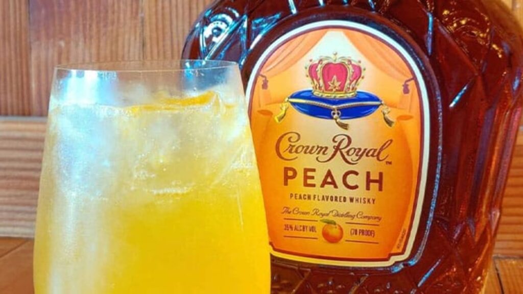 Crown Peach Paradise Cocktail, homemade and freshly served