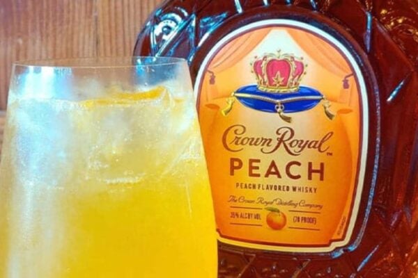 Crown Peach Paradise Cocktail, homemade and freshly served