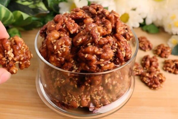 Crunchy Candied Walnuts