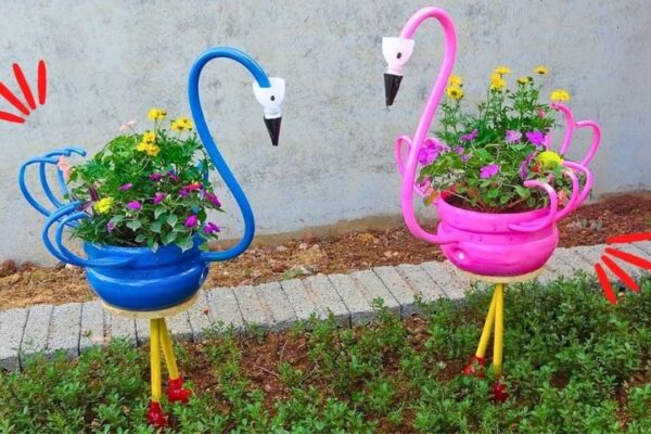 Finished DIY Flamingo Flower Pots, a completed DIY project