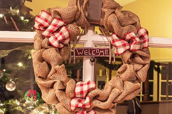Finished a Burlap Wreath, a completed DIY project