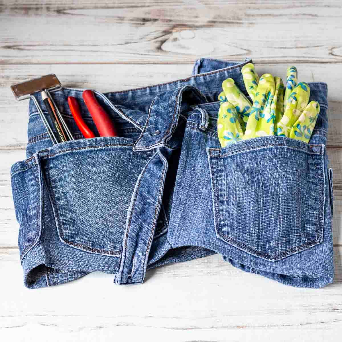 Denim Work Apron - DIY Gifts for Him