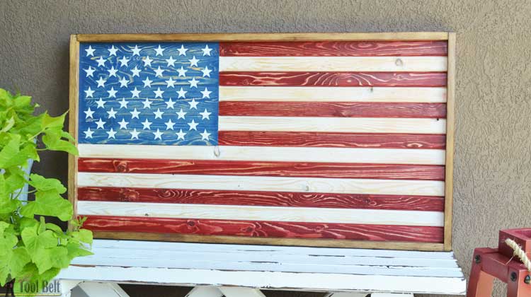 Patriotic Wood Flag - DIY Signs for the Home Patriotic Wood Flag - DIY Signs for the Home