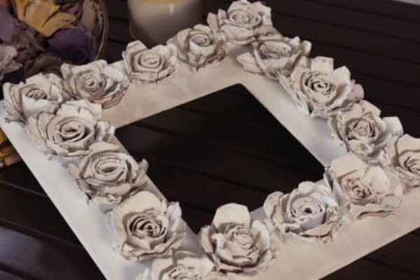 DIY Roses Frame (Made From Egg Carton!), homemade and freshly served