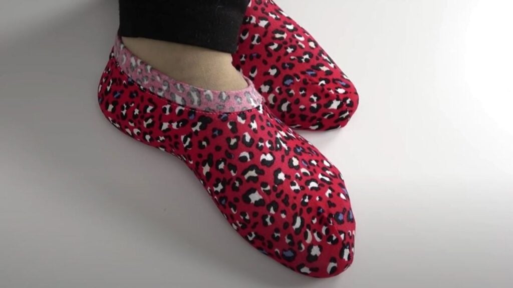 Finished DIY Winter Socks In 10 Minutes or Less, a completed DIY project