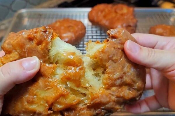 Easiest Apple Fritters, homemade and freshly served