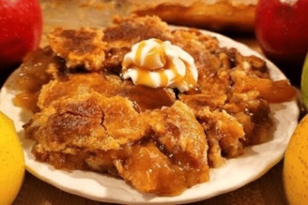 4-Ingredient Caramel Apple Dump Cake, homemade and freshly served