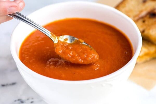 Easy 3-Ingredient Tomato Soup, homemade and freshly served