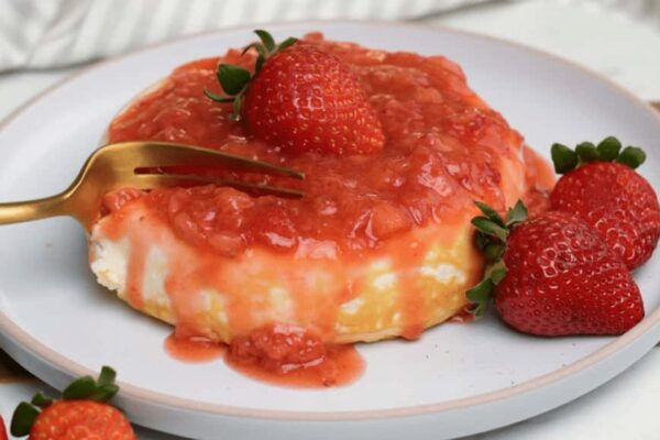 Easy & Healthy Air Fryer Strawberry Cheesecake, homemade and freshly served