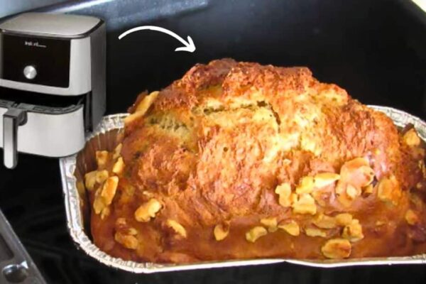 Easy Air Fryer Banana Bread, homemade and freshly served