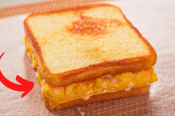 Easy and Yummy Everyday Breakfast Toast, homemade and freshly served