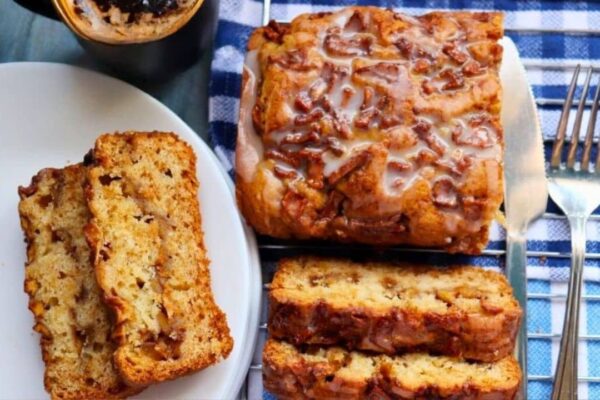 Easy Apple Loaf Bread, homemade and freshly served