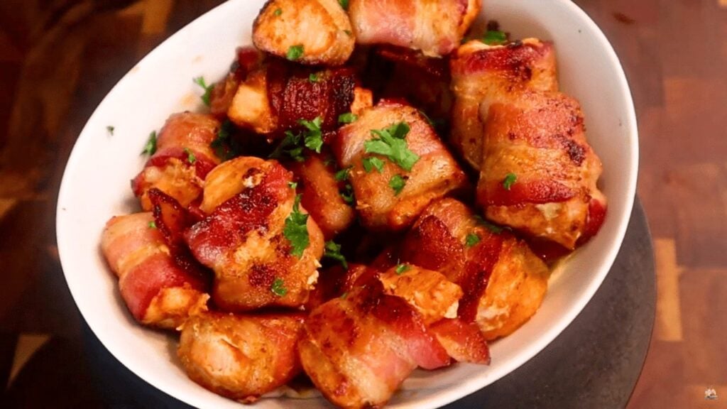 Easy Bacon-Wrapped Salmon Bites, homemade and freshly served