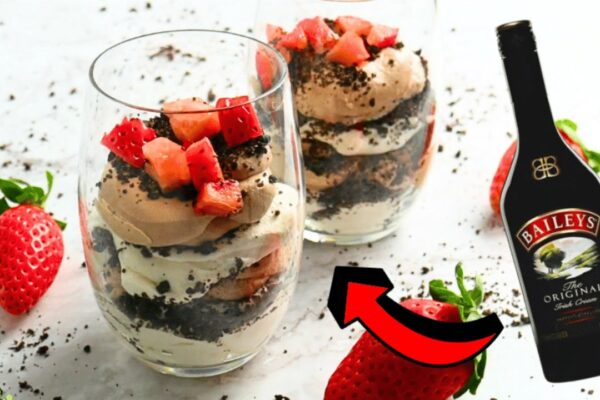Easy Baileys Chocolate Parfait, homemade and freshly served