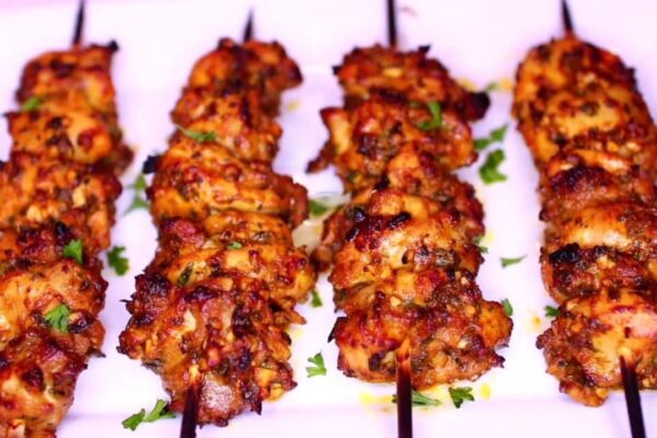 Super Easy Baked Chicken Thighs Skewers, homemade and freshly served