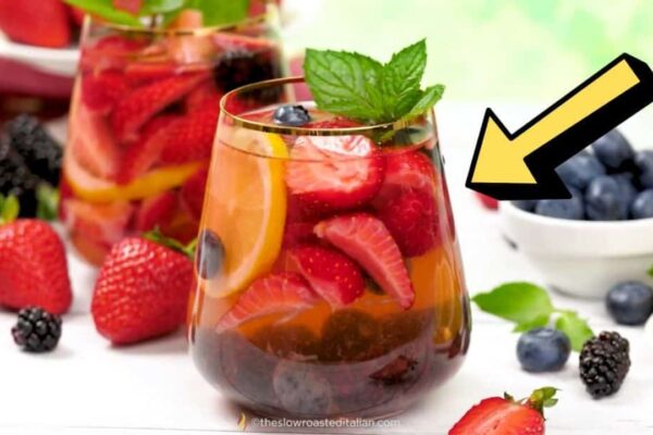 Refreshing & Delicious Berry Moscato Sangria, homemade and freshly served