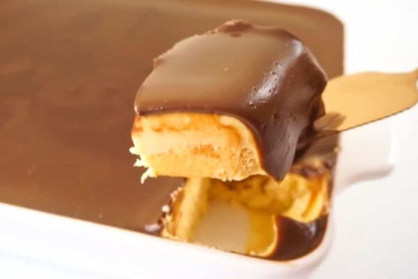Easy Boston Cream Cake, homemade and freshly served