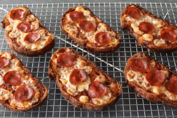 6-Ingredient Bread & Butter Pizza, homemade and freshly served