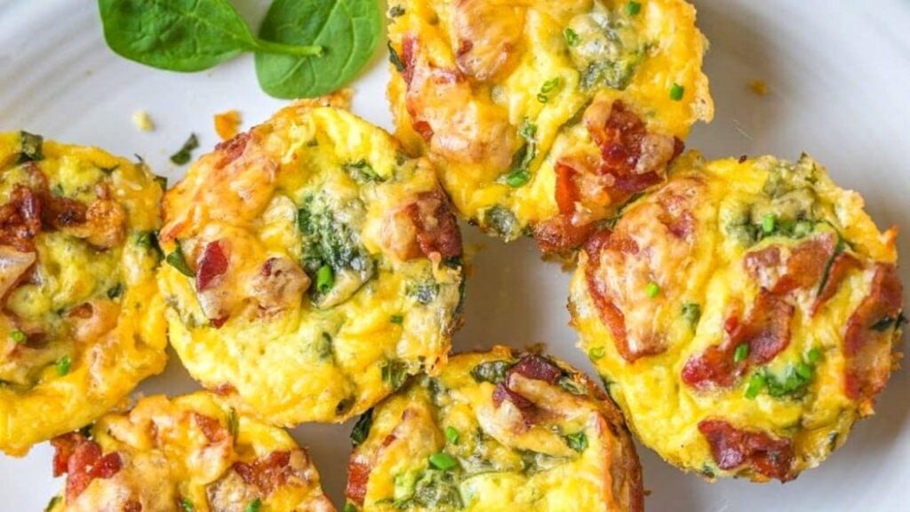 Easy Breakfast Egg Muffin, homemade and freshly served