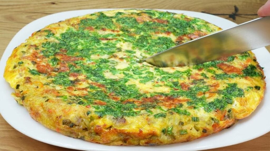 Easy Breakfast Egg Potato Pan Casserole, homemade and freshly served