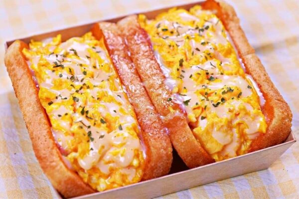 Simple & Delicious Breakfast Egg Toast, homemade and freshly served