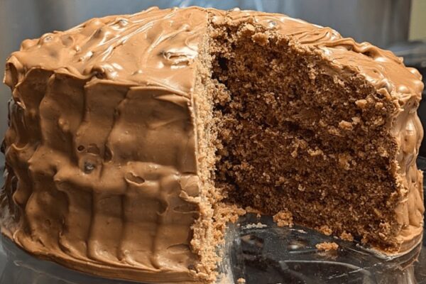 Easy Brown Beauty Cake, homemade and freshly served