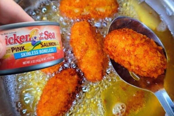 Easy-to-Make Salmon Croquettes with Canned Salmon, homemade and freshly served